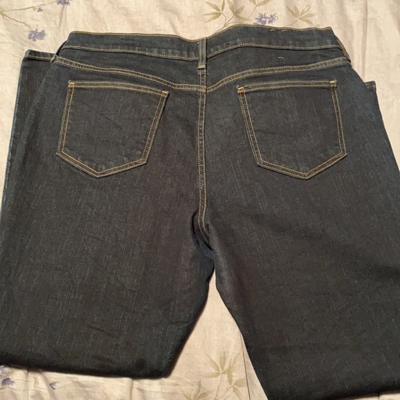 Old Navy Denim Sweetheart Jeans. - Picture 2 of 5